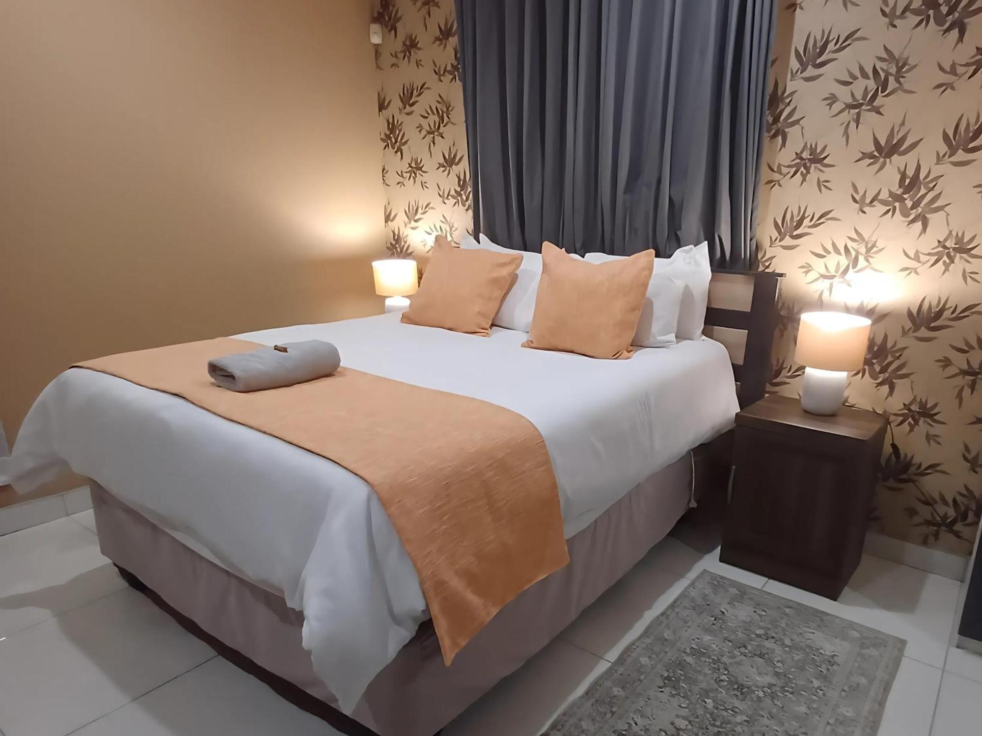 Delux Guesthouse Volksrust Ngoại thất bức ảnh
