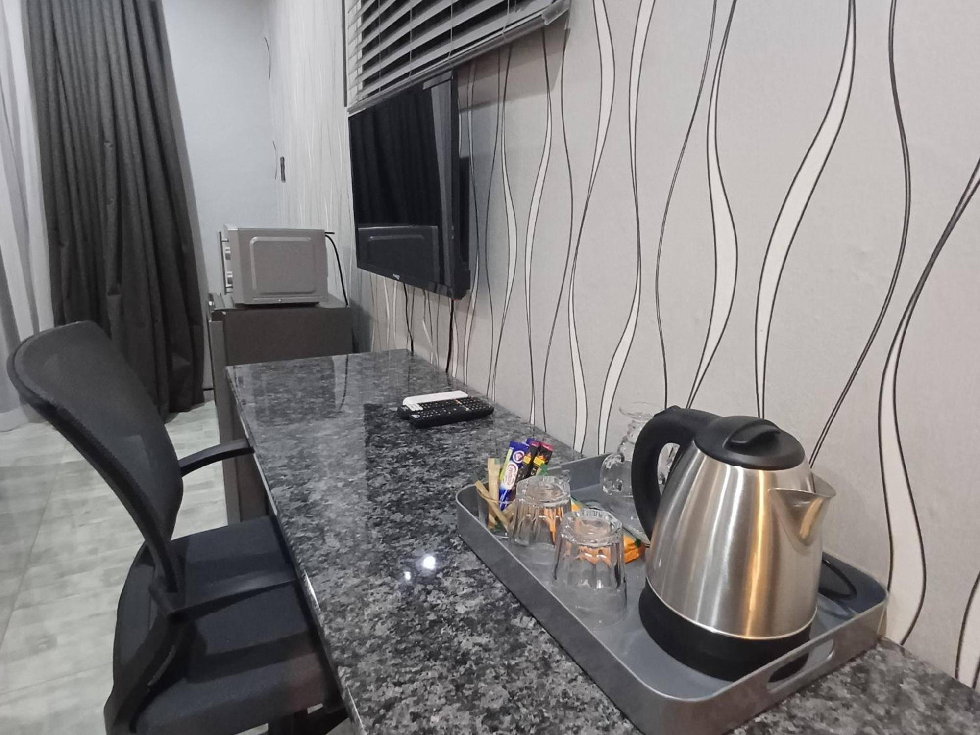 Delux Guesthouse Volksrust Ngoại thất bức ảnh